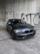 BMW 116i  5-Türer mineralgrau - graue BMW 116