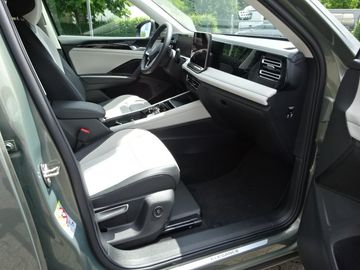 Fotografie 8 des VW Tiguan 1.5 eTSI Elegance*LEDplus*AHK*Navi 1.5 eT