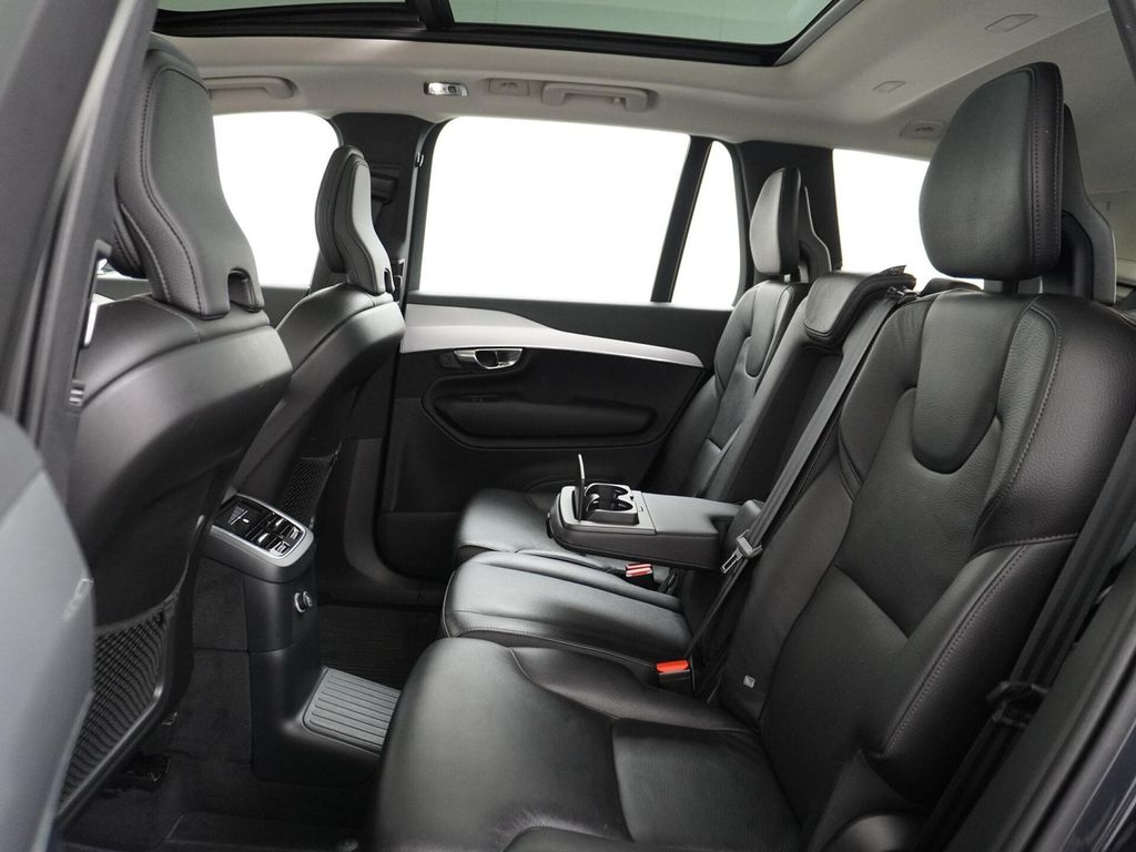 Volvo XC90 2.0 T8 Twin motor AWD Momentum panorama dac