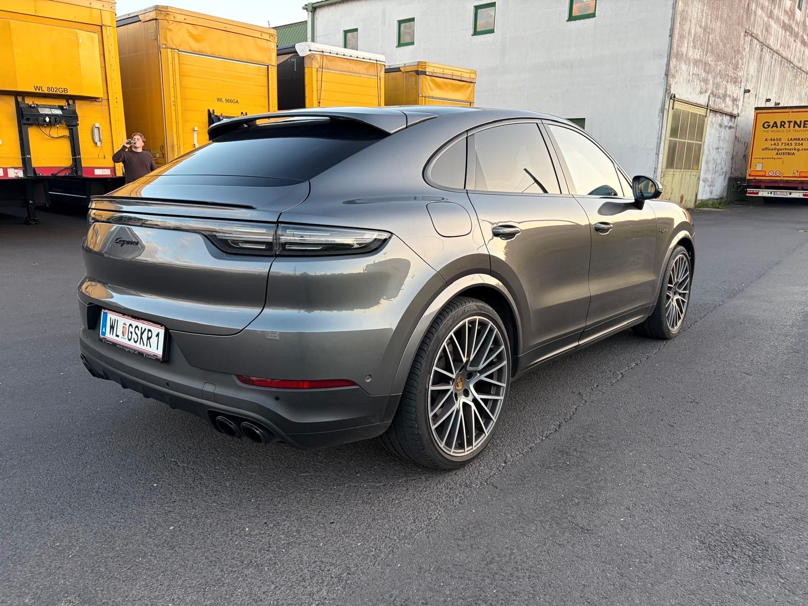 Porsche Cayenne Coupe E-Hybrid 41.650- netto imagem 3