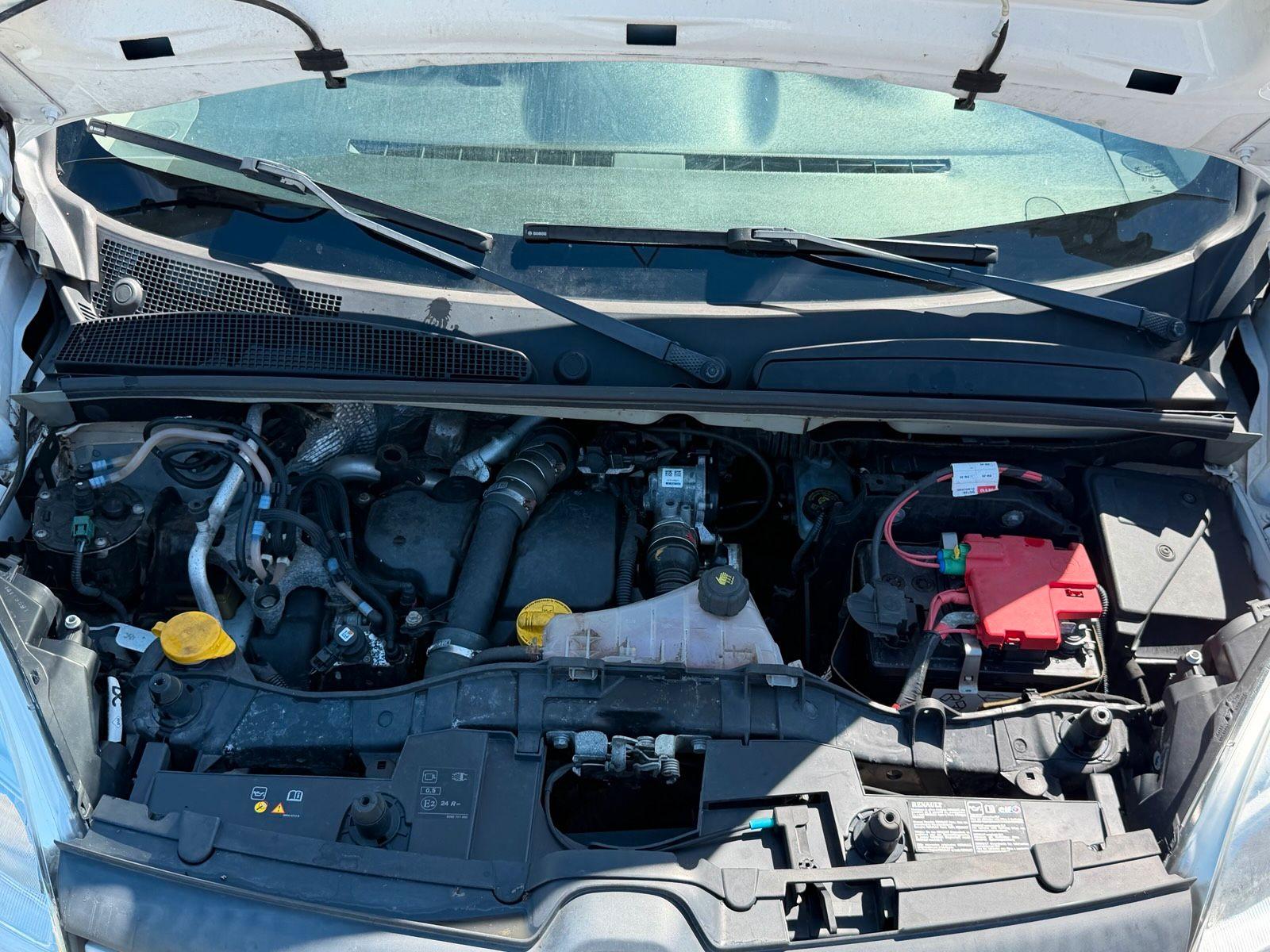 Renault Kangoo 2015 — photo 11