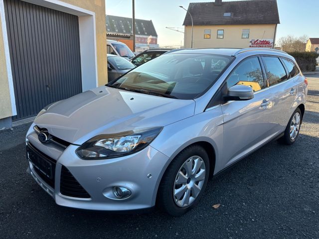 Ford Focus Turnier Titanium*NAVI*2x PDC*SHZ*KLIMAAUT.