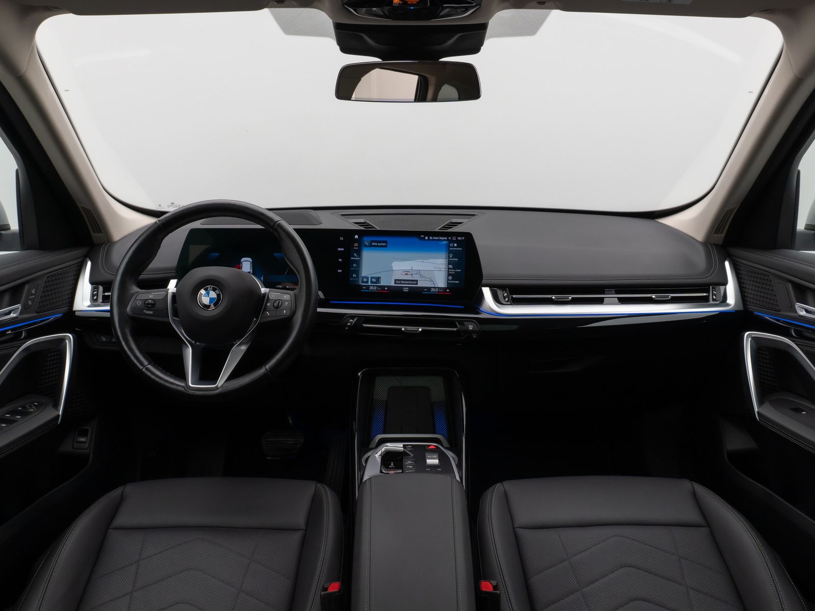 Fahrzeugabbildung BMW X1 xD20d xLine 360°Panorama HUD DAB Komfort AHK