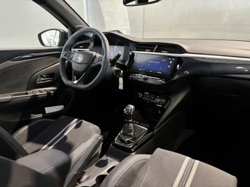 Fotografie 7 des Opel Corsa 1.2 Direct Injection Turbo GS