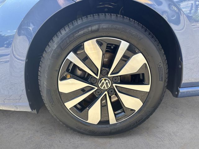 Golf VIII Variant 1.5 eTSI DSG GOAL LED+AHK+ACC+