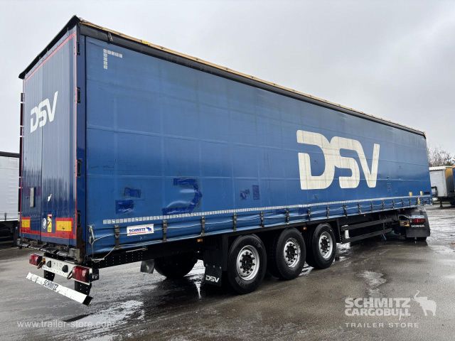 Schmitz Cargobull Curtainsider Standard