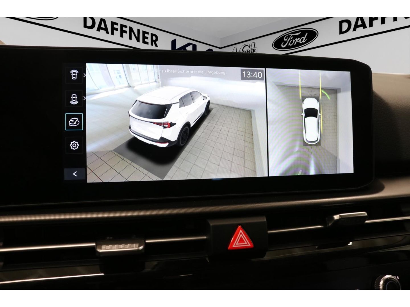 Fahrzeugabbildung Kia Sportage Spirit HUD Panoramadach Navi 360 Kamera