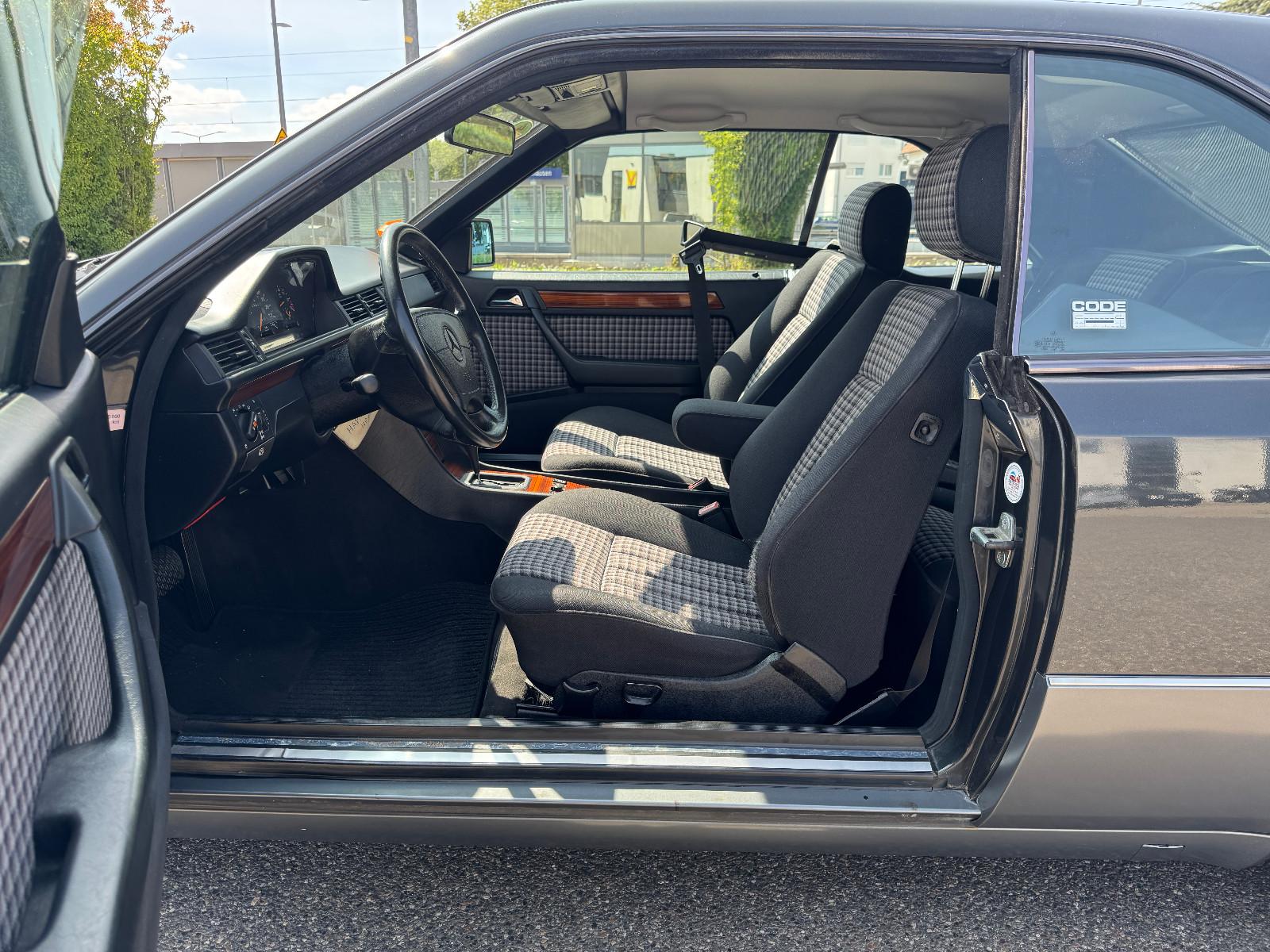 Mercedes-Benz CE 220 W124 Coupe Automatik Klima 1.Hand Tüv 28