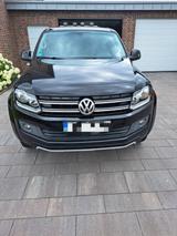 Volkswagen Amarok - Volkswagen Amarok mit Diesel-Antrieb: Allradantrieb, Geländewagen
