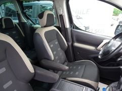 Fahrzeugabbildung Citroën Berlingo Exclusive **AHK / SCHECKHEFTGEPFLEGT**