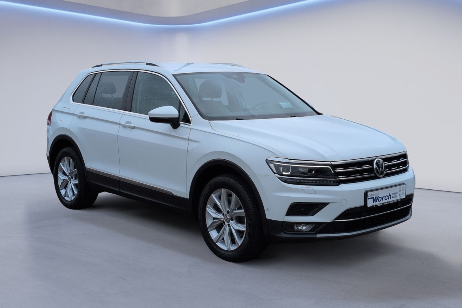 Tiguan 2.0 TDI DSG 4M Highline AHK+PANO+Head-UP
