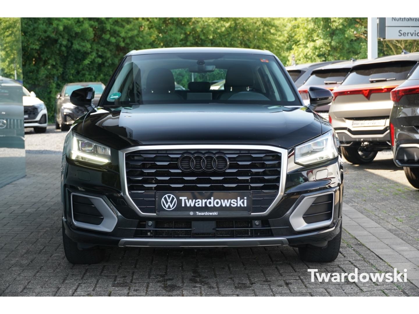 Audi Q2 design ultra LED PDC MMI+ Sitzheiz Bluetooth