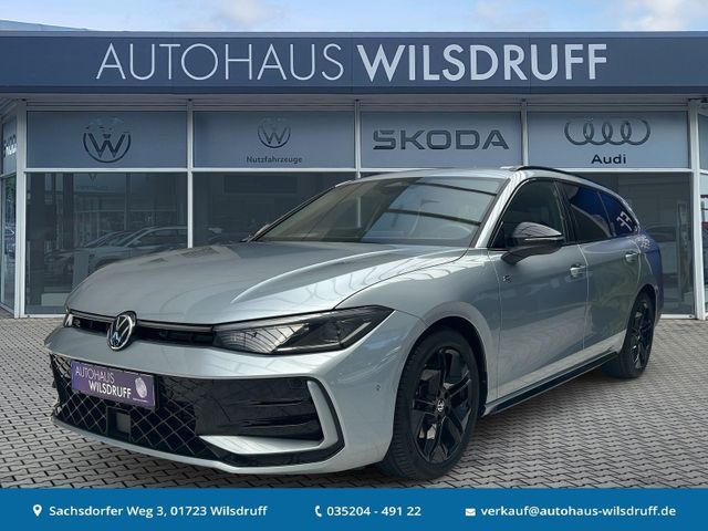 VW Passat 2.0 TDI R-line HEAD-UP LANE SIDE AHK ACC