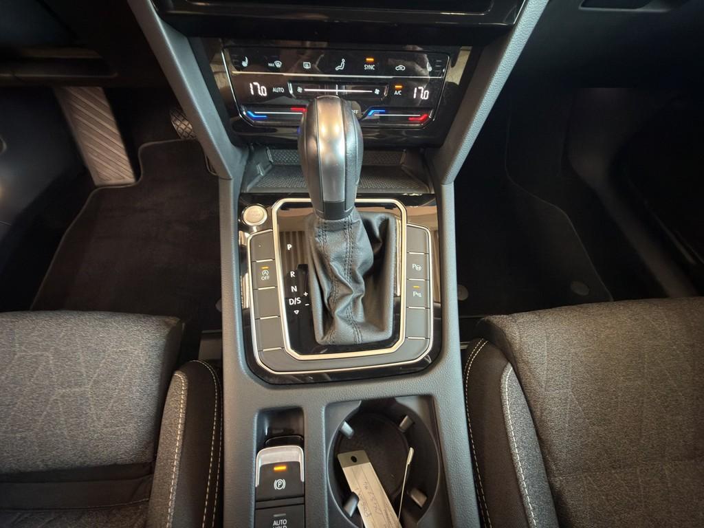 Volkswagen Passat Business 4Motion TDI DSG AHK, миниатюра 16