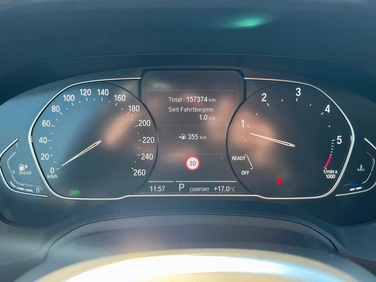 Fahrzeugabbildung BMW 320d xDrive Aut. SPORT LINE Navi LED AHK M Lenkr