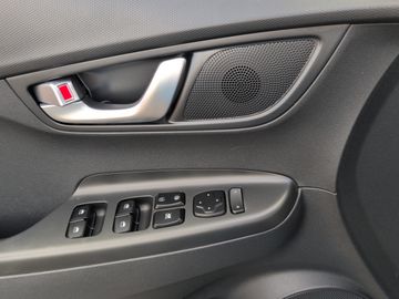 Hyundai Kona Elektro Select 2WD 64kWh *ACC*LED*SITZHEIZ*