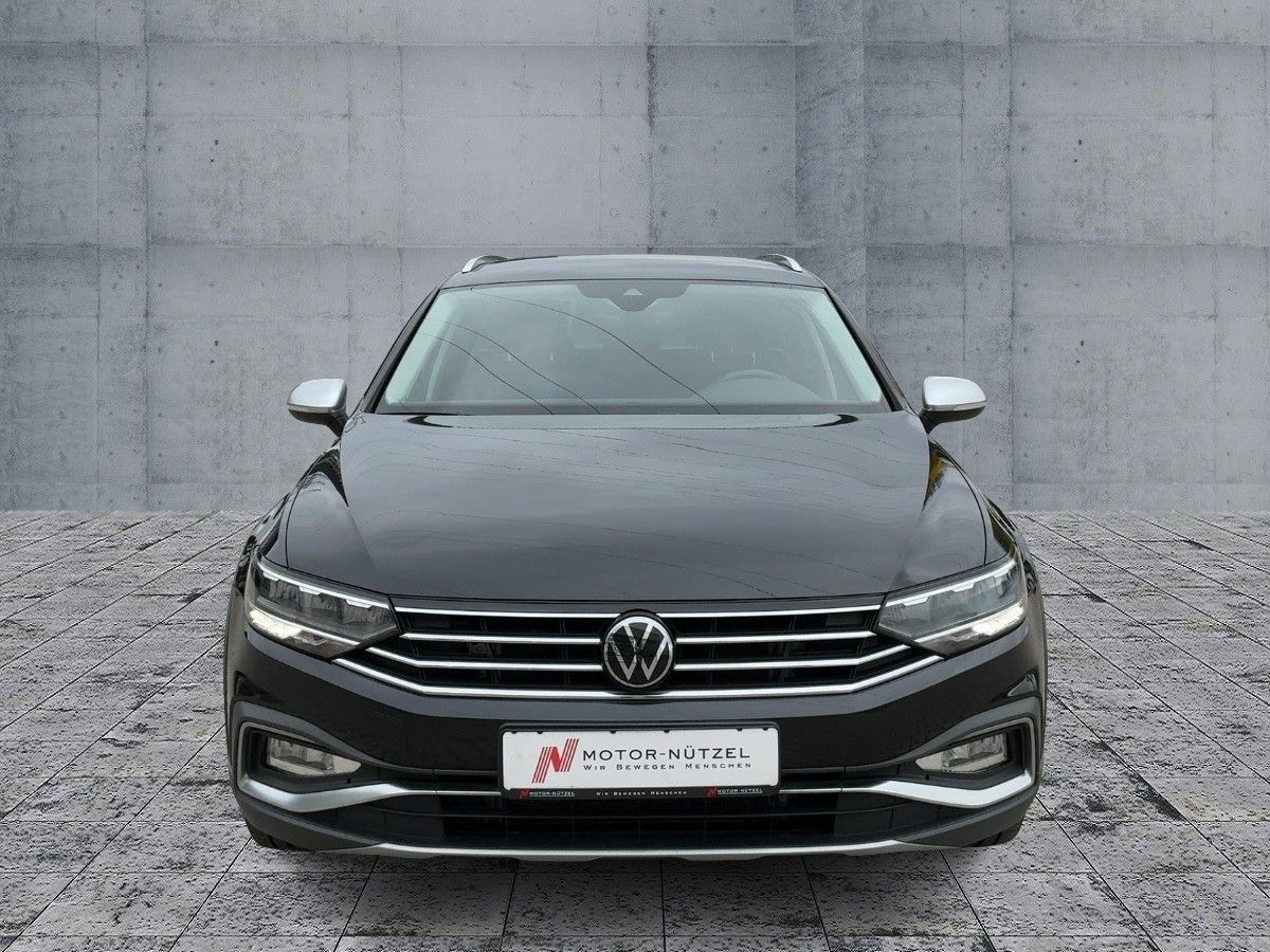 Volkswagen Passat Alltrack - Bild 3