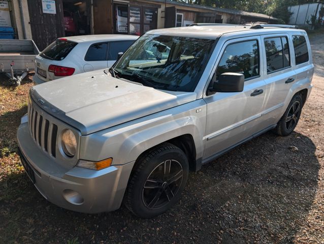 Jeep Patriot Limited 2.4 CVT