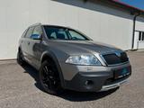 Skoda Octavia Combi 2.0 TDI Scout 4X4 *NAVI*WEBASTO* - Skoda Octavia aus 2008