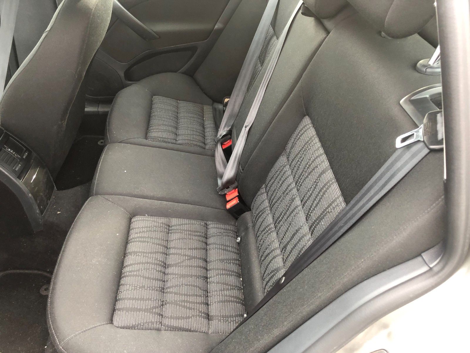 Fahrzeugabbildung SKODA Octavia Combi Elegance Unfall Front