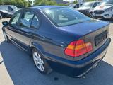 BMW 318 Baureihe 3 Lim. 318i Automatik - BMW 318 aus 2003: 318i