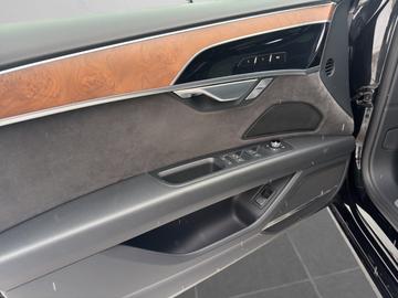 2019 AUDI A8 — миниатюра 19