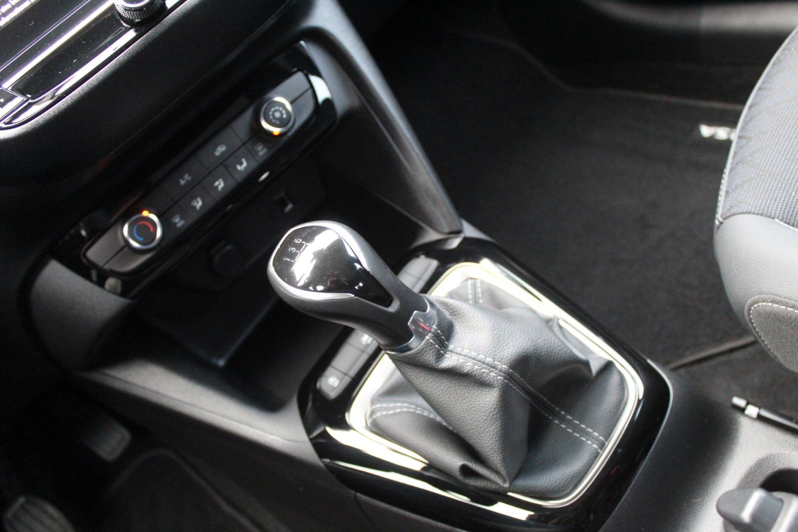 Fahrzeugabbildung Opel Corsa F Elegance-+Klima*Bluetooth*Volldigitales