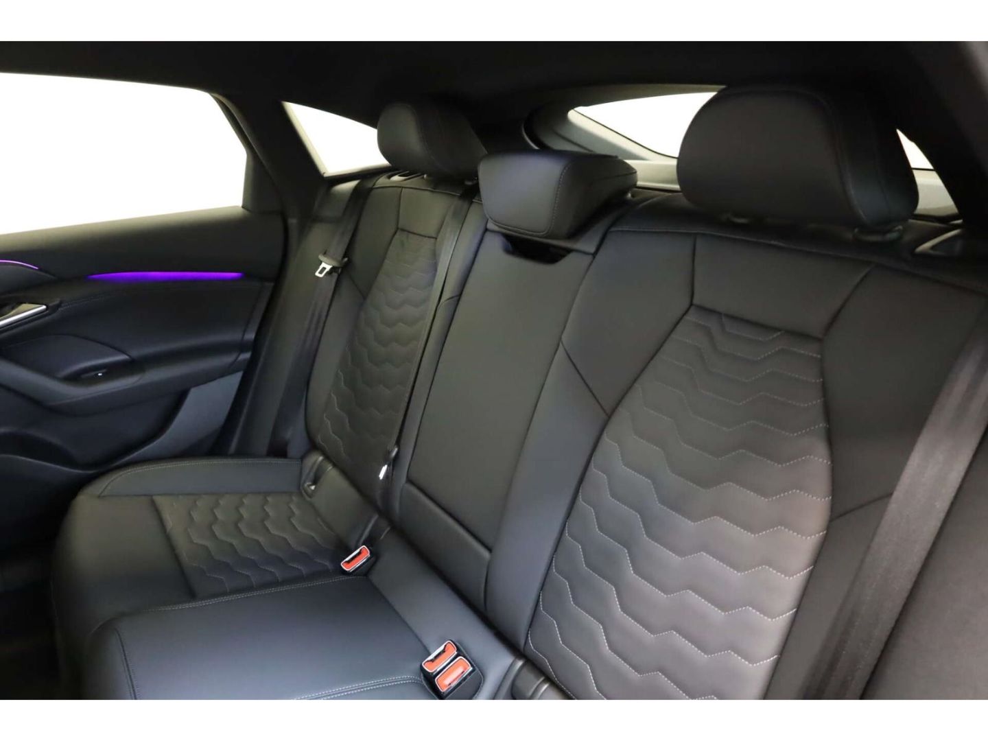 Audi A6 e-tron - Bild 11
