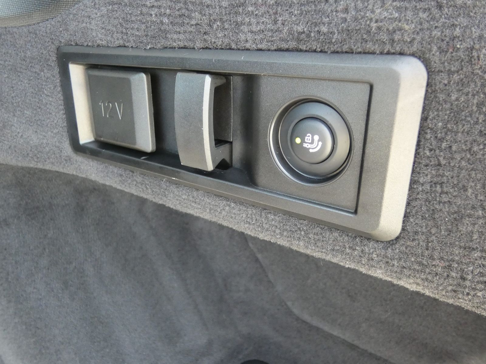 BMW i4 - Bild 16