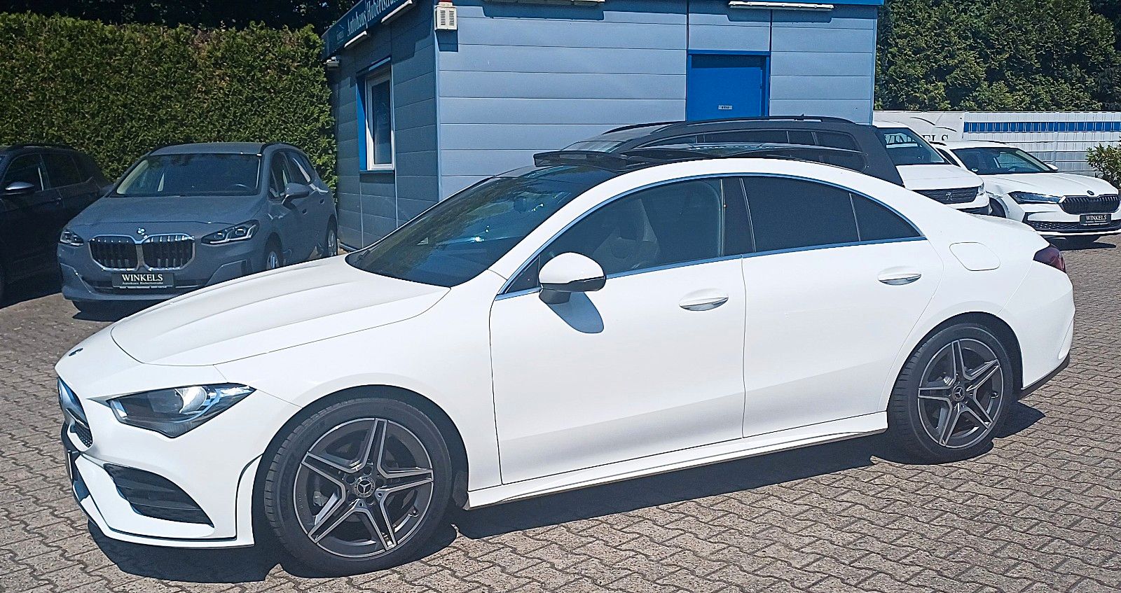 Mercedes-Benz CLA 180 AMG Coupe-Klimaau-Navi-Leder-Panorama-18