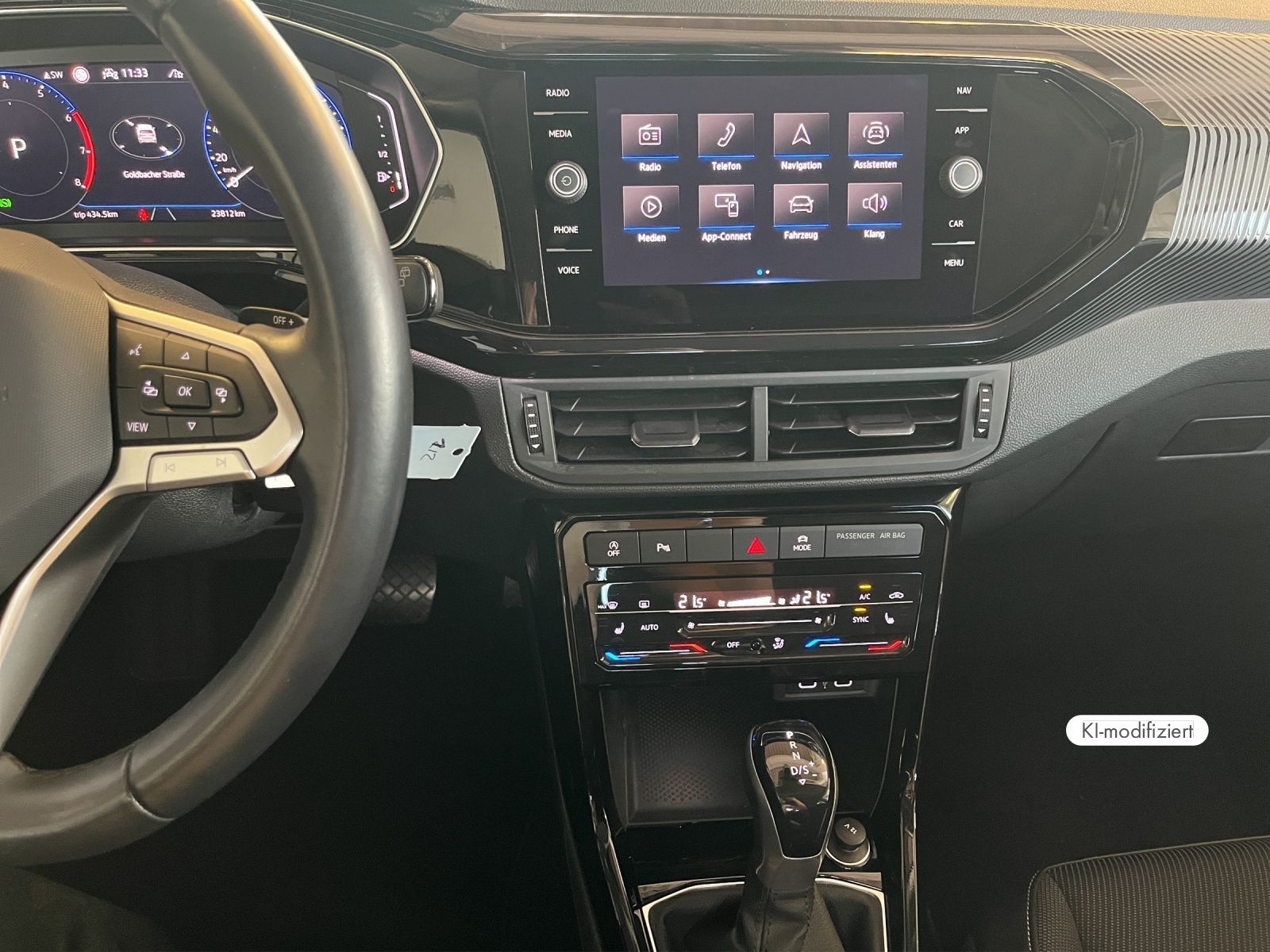 Volkswagen T-Cross - Bild 12