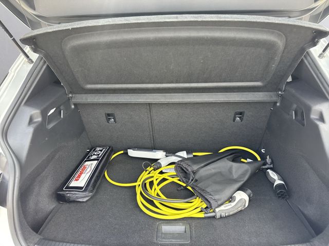 Born 150 kW 58KWH *Navi+Virt. Cock.+LED+ACC+RFK*