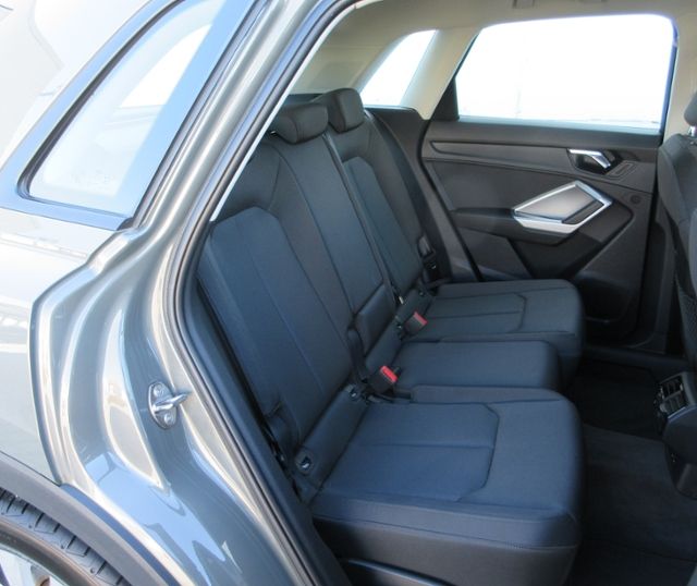 Q3 35 TFSI S-tronic AHK/MATRIX/ASSISTENZ/NAVI+VZ