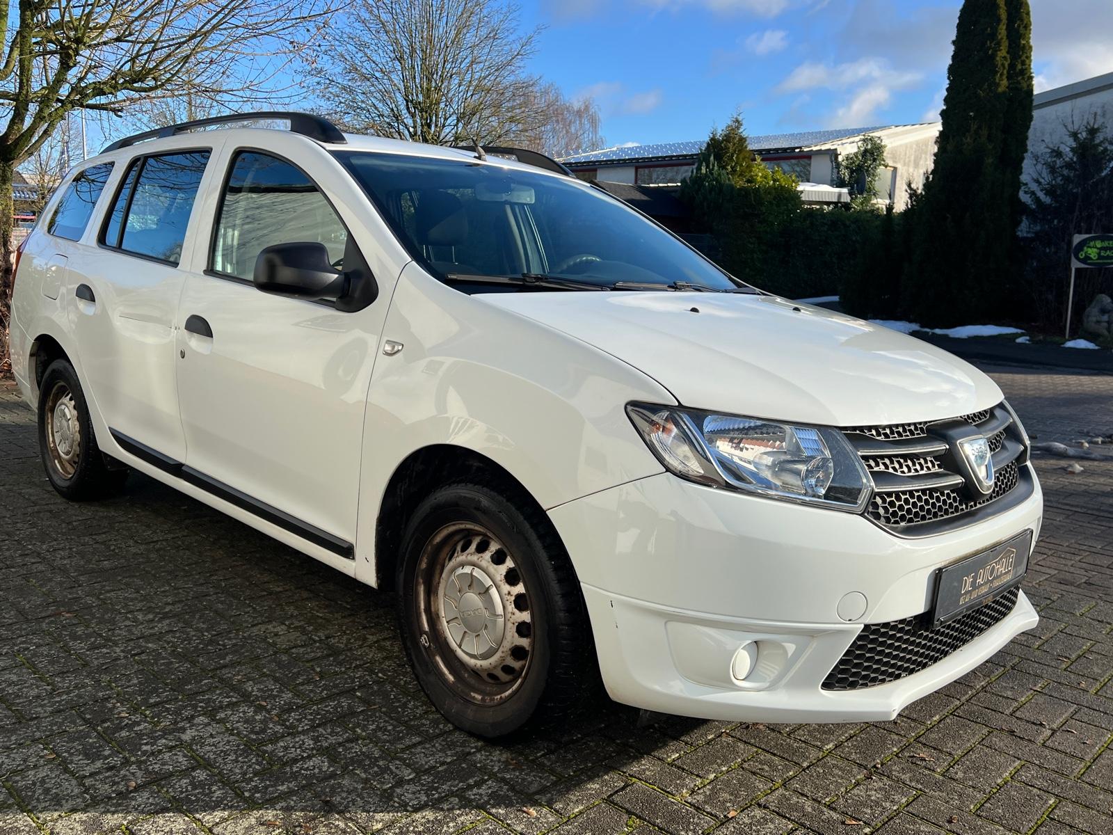 Dacia Logan 2015 — rear view