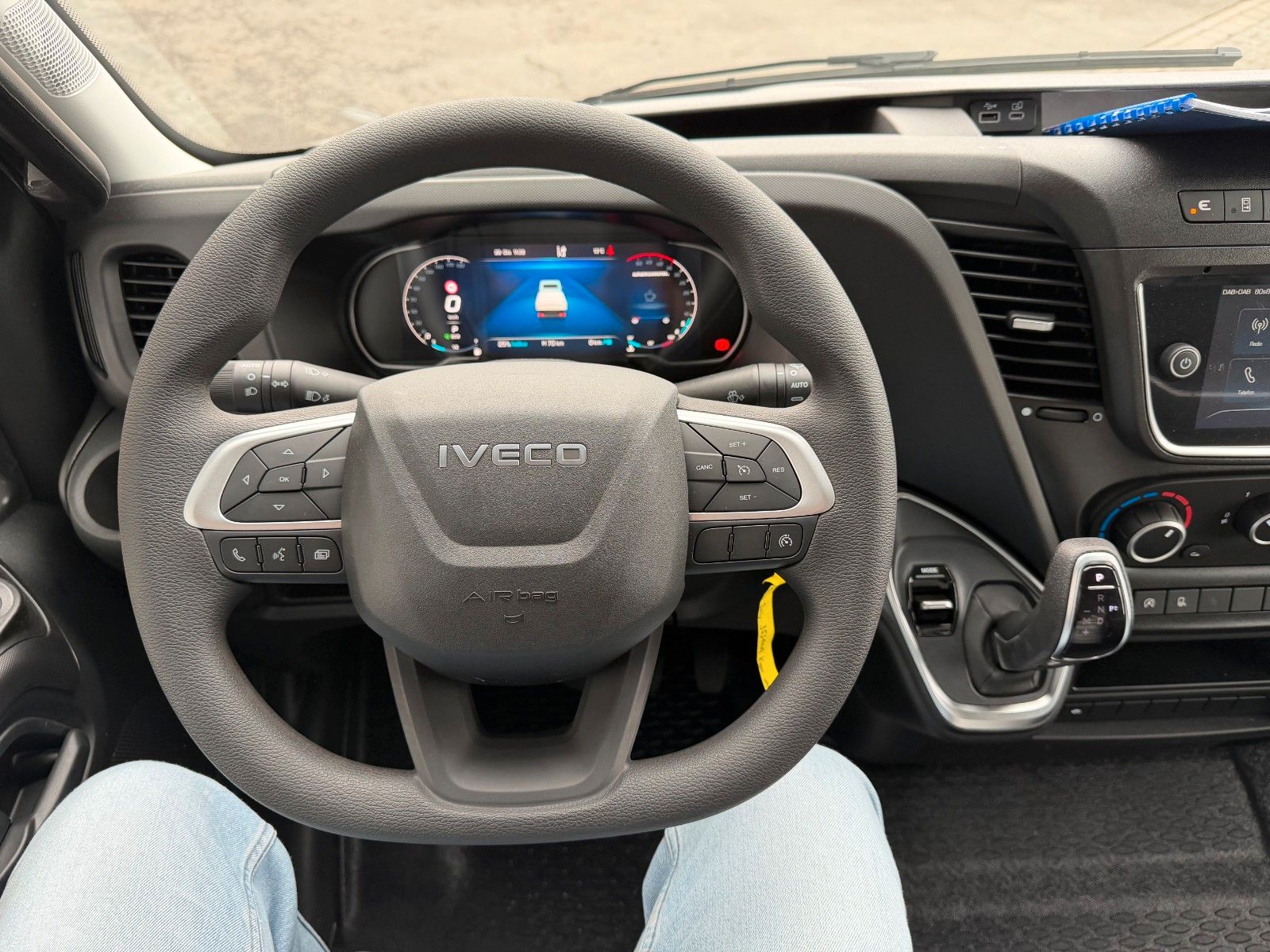 Fahrzeugabbildung Iveco Daily 35S14 A8*R3.450mm*Automatik*Kamera*2Sitze*