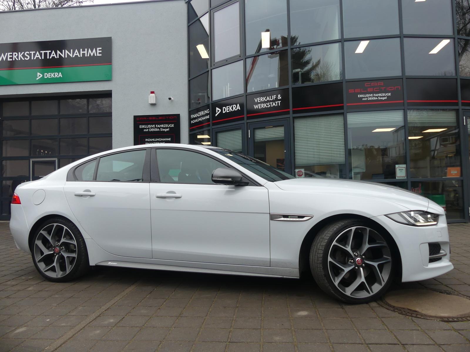 Jaguar XE 2.0 d R-Sport AWD PANO/XENON/KAM/MEMORY