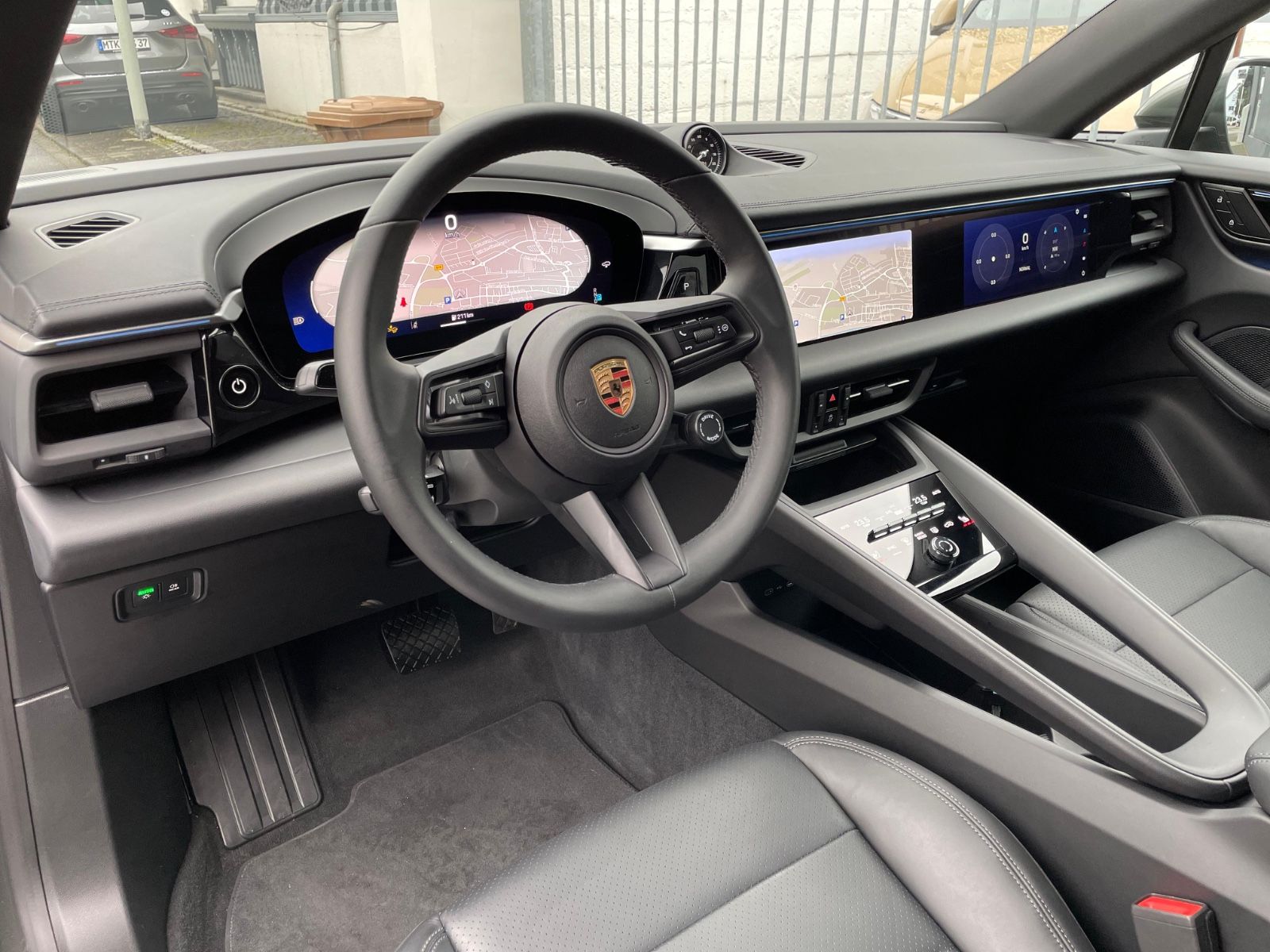 Fahrzeugabbildung Porsche Macan 4 |ACC|22"|Pano|3.Disp|SportChrono|PASM|