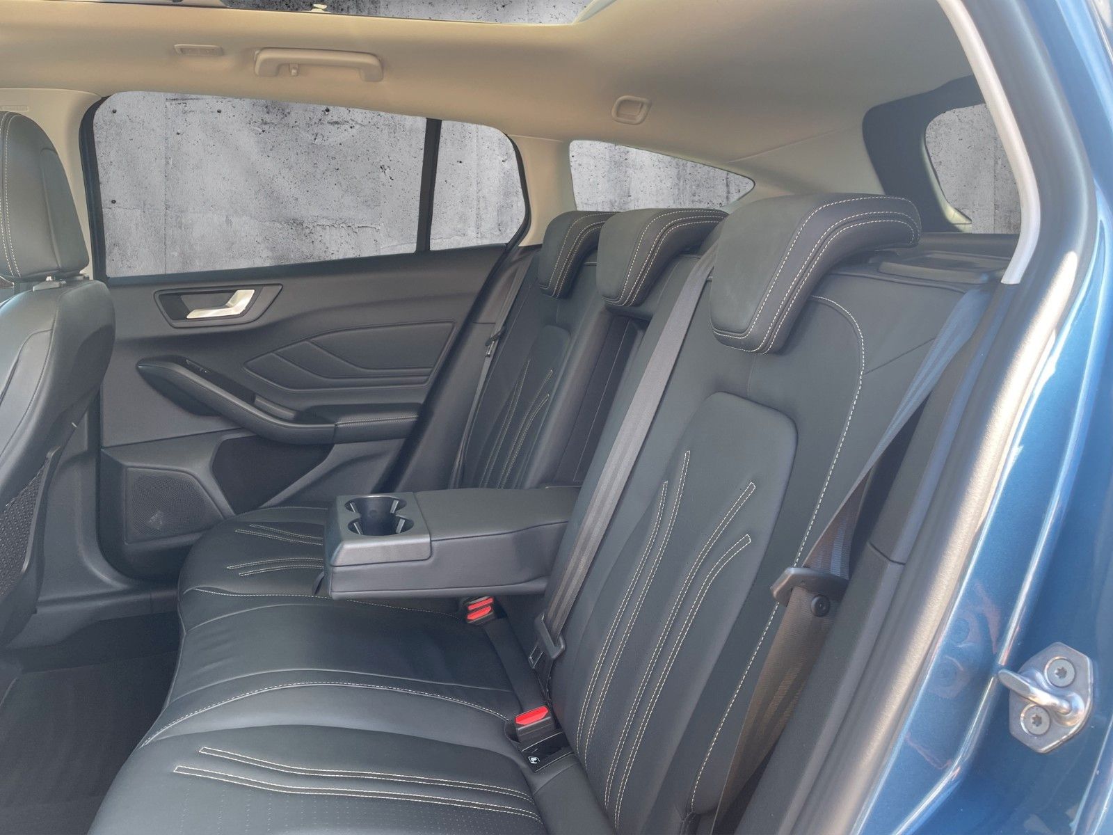 Fahrzeugabbildung Ford Focus Turnier Active Vignale