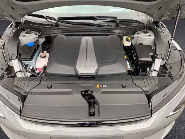 Fahrzeugabbildung Kia EV6 PE GT-LINE 4WD Elektro 84 KwH *WP*GD*ASS+*SD