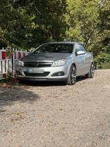 Opel Astra h twintop 1.9cdti - Opel Astra mit Diesel-Antrieb: Cabrio