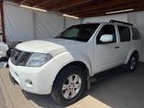 Nissan Pathfinder 2.5 dCi SE*NAVI*KAMERA* - Nissan Pathfinder: Se