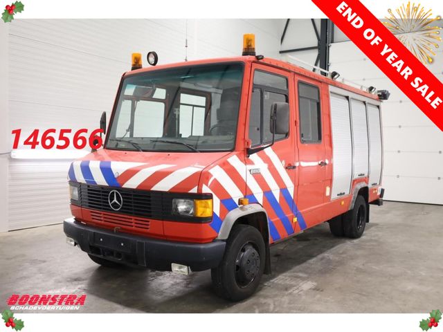 Mercedes-Benz 811D Manual 4X2