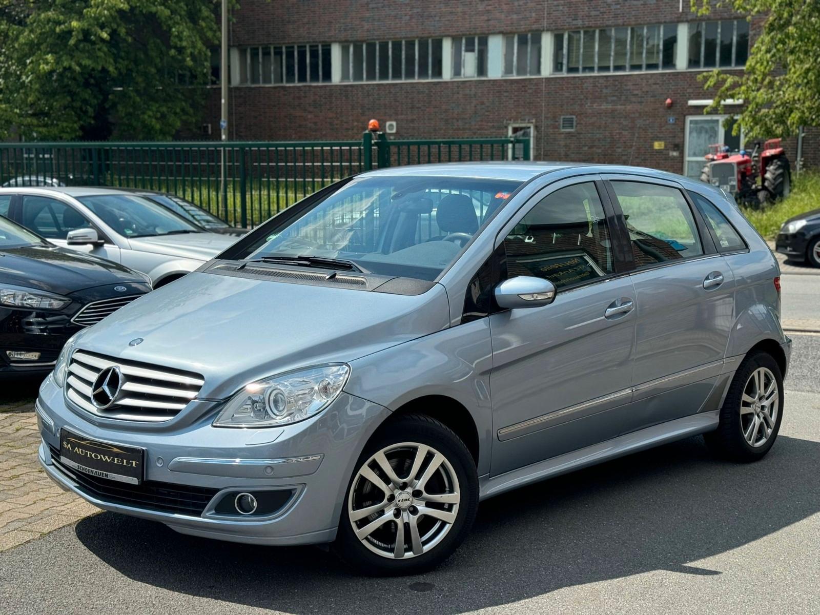 Mercedes-Benz B 200 *Automatik *Garantie 1. Hand SCHECKHEFT