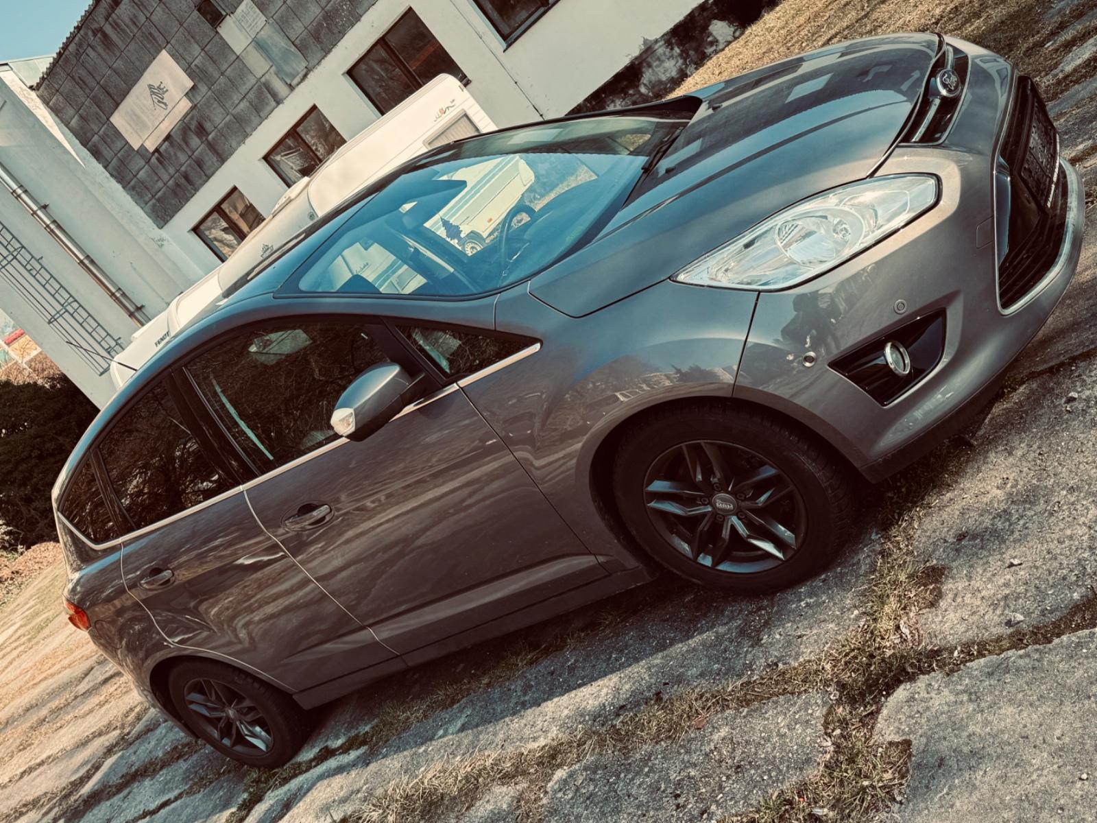 Ford C-Max C-MAX Titanium, PANO, GLASDACH, HU/07/2027