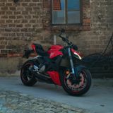 Ducati Streetfighter V2 - Top Zustand - Scheckheft - STREETFIGHTER