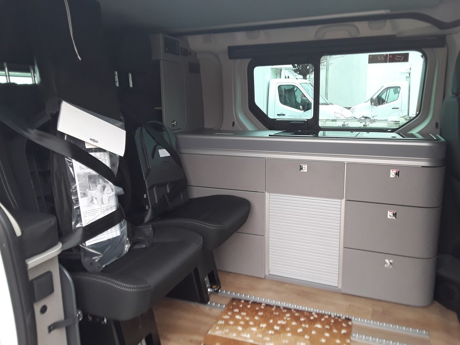 Fahrzeugabbildung Nissan Primastar L1H1 Seaside by Dethleffs Camperumbau