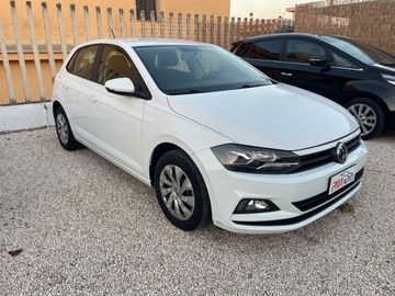 Volkswagen Polo - 2