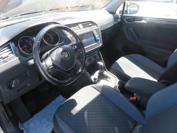 Volkswagen Tiguan - 9