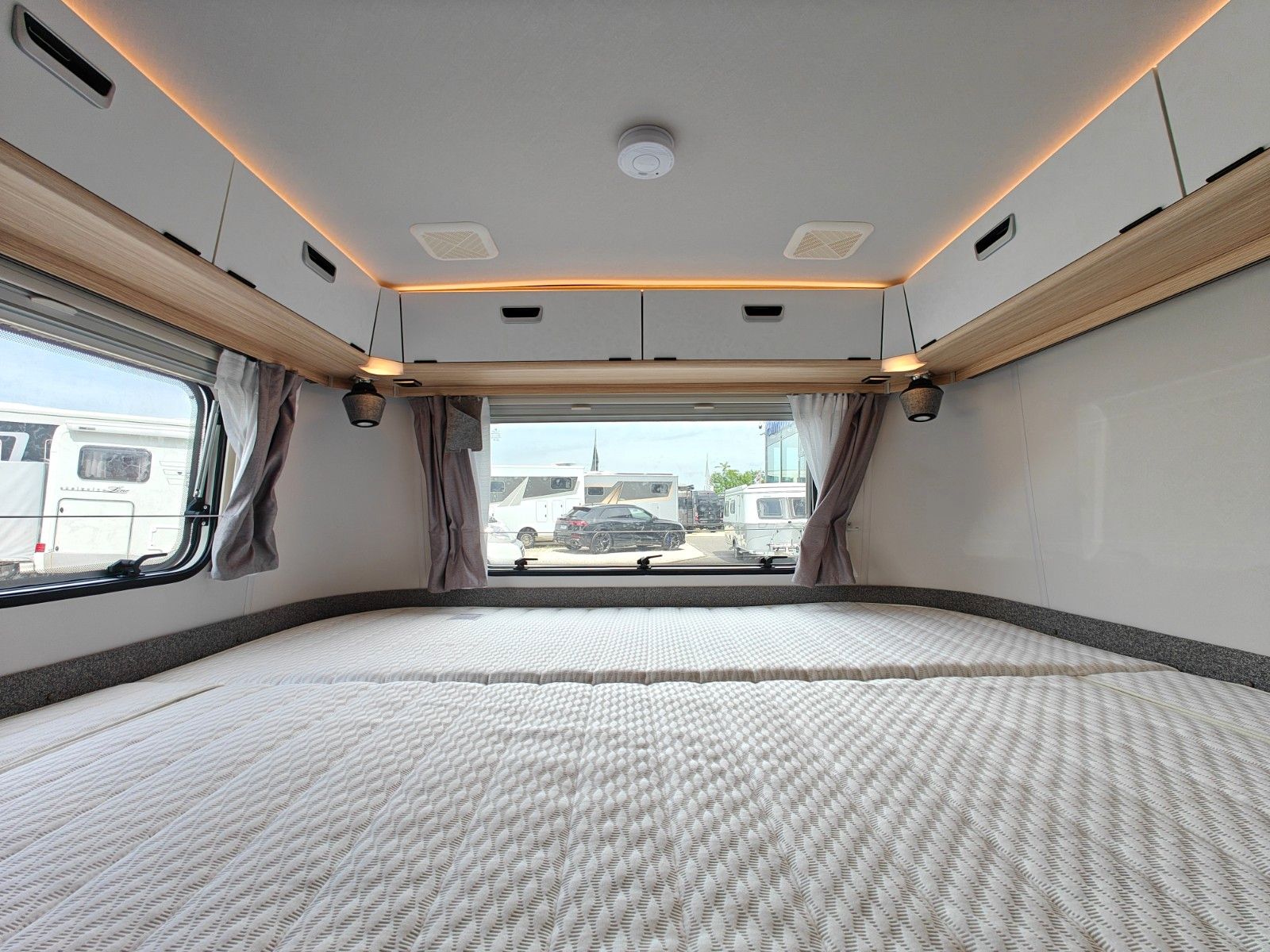 Fahrzeugabbildung HYMER / ERIBA / HYMERCAR Touring 630 Urban SD - JETZT 4.794€ SPAREN !
