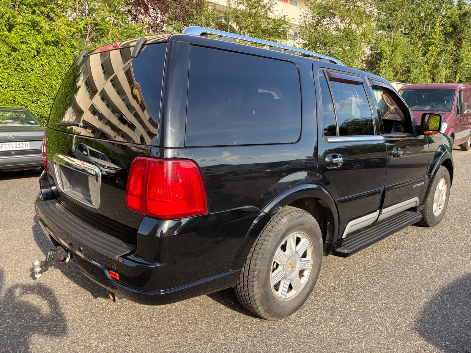 Lincoln Navigator 5.4L V8 7Sitzer